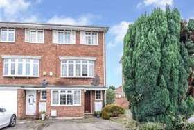 4 bedroom End of Ter...